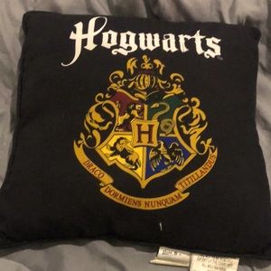 This is a harry potter pillow, its in good condition its been used once